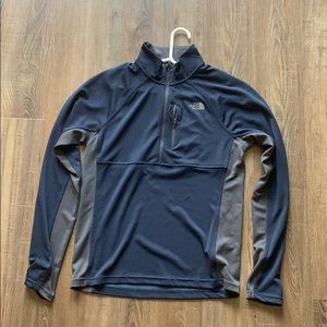 North Face Light weight pullover